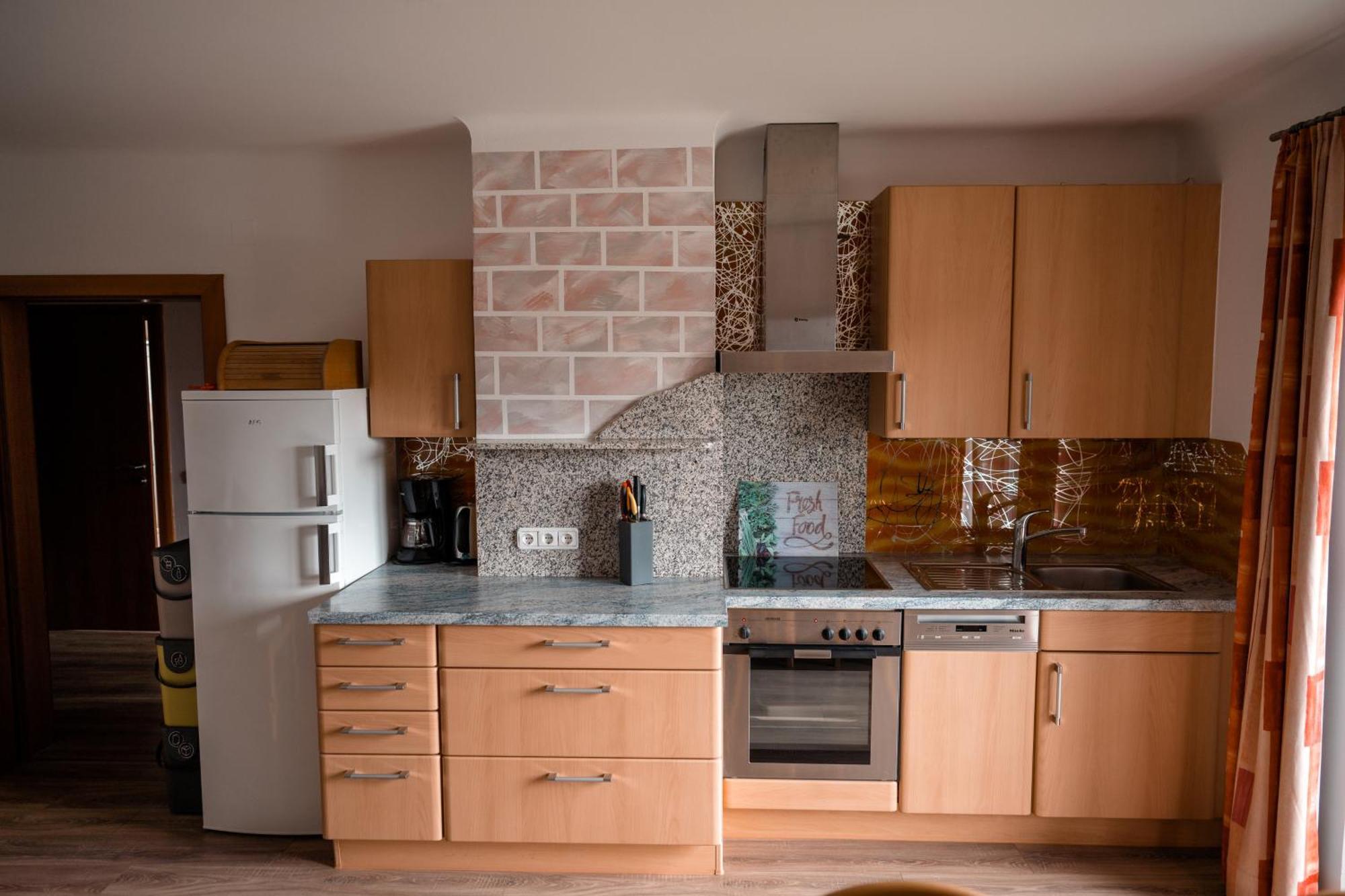 Urlaub Fuer Mensch Und Tier - Appartements Pirkhof Pörtschach am Wörthersee Εξωτερικό φωτογραφία